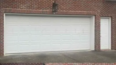 Garage Door Photo